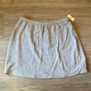 NWT Aerie Offline Gray Skirt with adjustable waistband Size Medium
